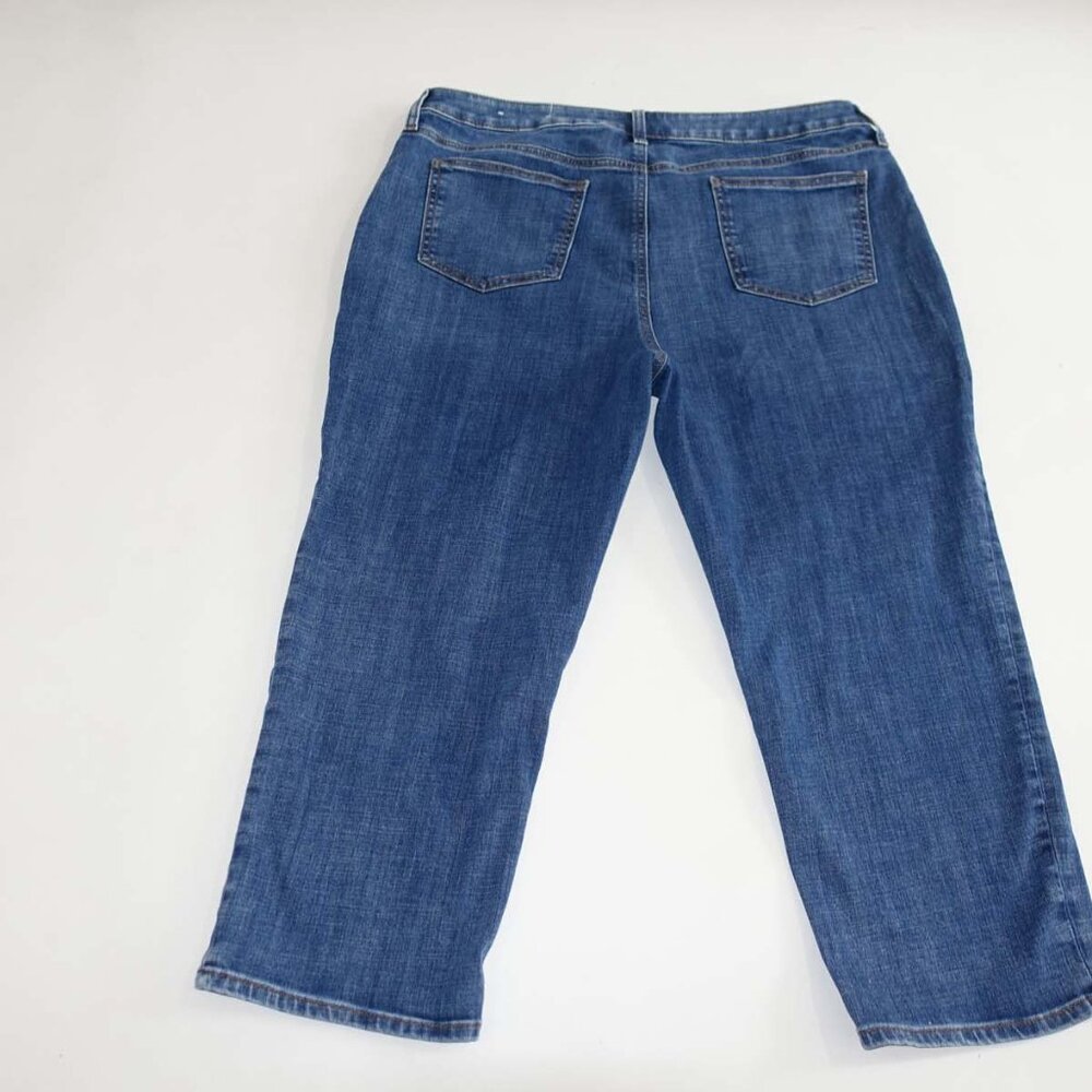 Chico's Women's So Slimming Girlfriend Slim Crop Jeans Size 2.5 / 14 Blue Denim - Picture 5 of 6